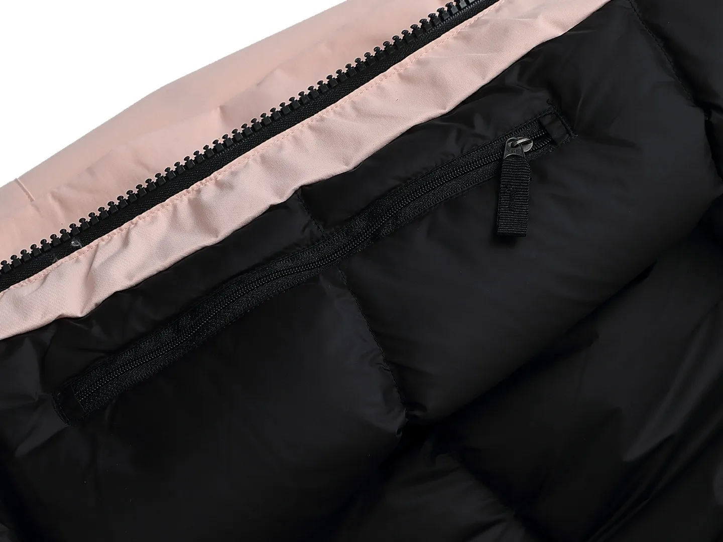 ：White Pink Black Green . sizi： 𝗧𝗵𝗲 𝗡𝗼𝗿𝘁𝗵 𝗙𝗮𝗰 1990 Same Style 1996 ： 1、 ISO 90（ISO 4） ！ 2、 ： 2L Gore-tex ， ， ， ， Breathable 。 3、 ： ， ， 。 。 4、 ： ZP。 ， ， 5、 ： YKK ， 10 ， 。 ， 6、 ， zp ， ！ GT 。 1996